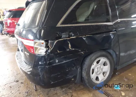 2011 Honda Odyssey Touring/Touring Elite из США, поврежденный, VIN 5FNRL5H98BB067612